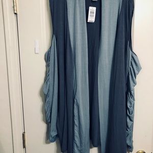 Star Wars gray/blue cardigan Size 30